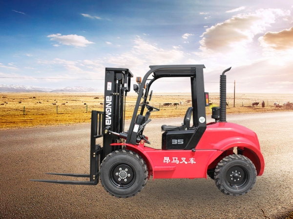 昂馬叉車3.5噸越野叉車