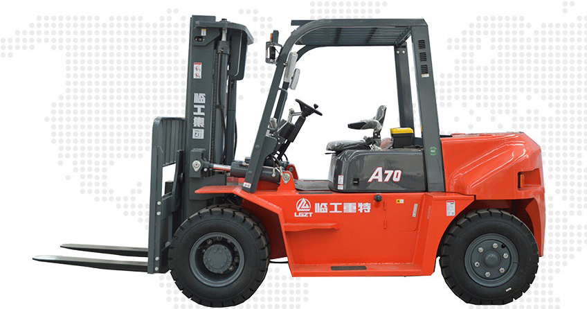重特內(nèi)燃平衡重叉車CPCD70