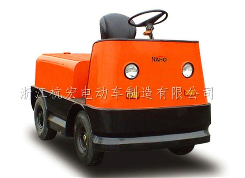 杭宏：QD001敞篷式牽引車(chē)