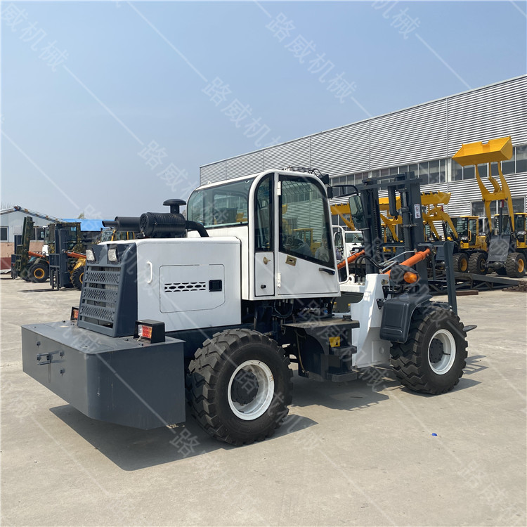 出售物流用越野叉車 物料搬運(yùn)升降叉車 裝載機(jī)式越野叉車