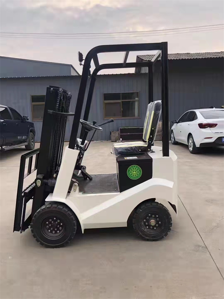 電動叉車