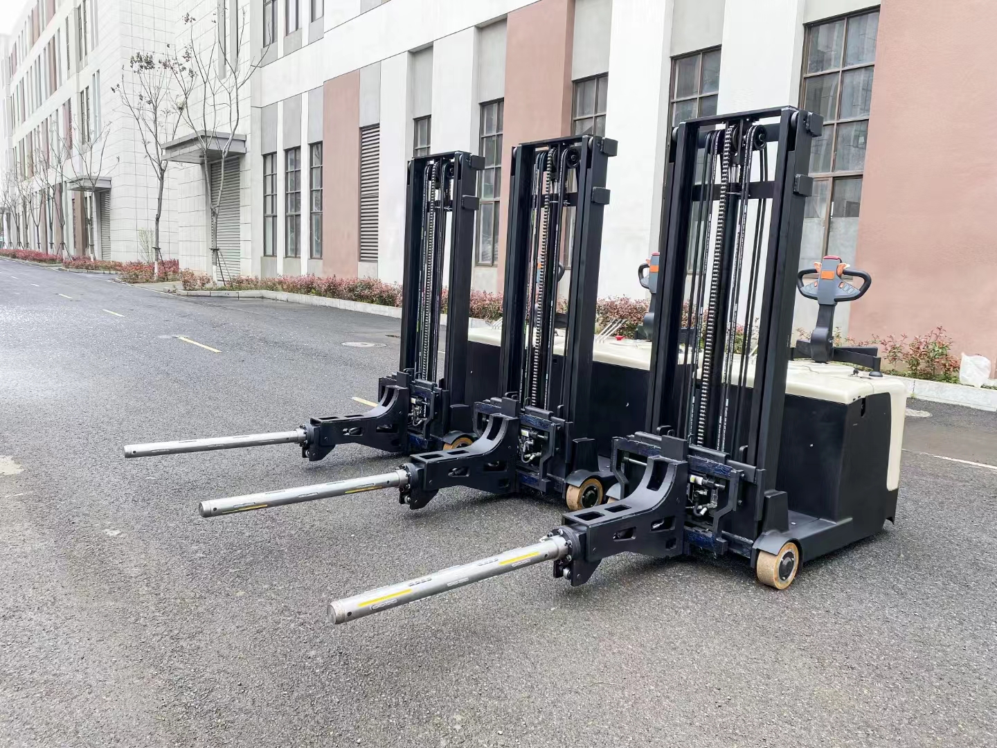 氣脹軸堆高車
