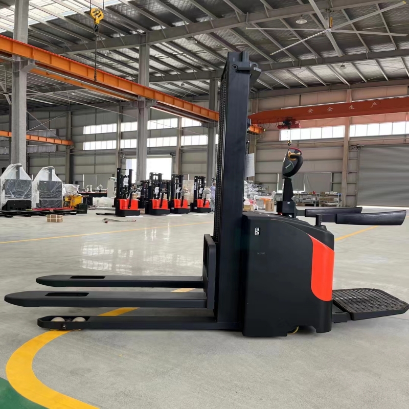 全電動(dòng)堆高車(chē)站駕式1.5噸電瓶搬運(yùn)車(chē)全電動(dòng)車(chē)間叉車(chē)堆垛車(chē)