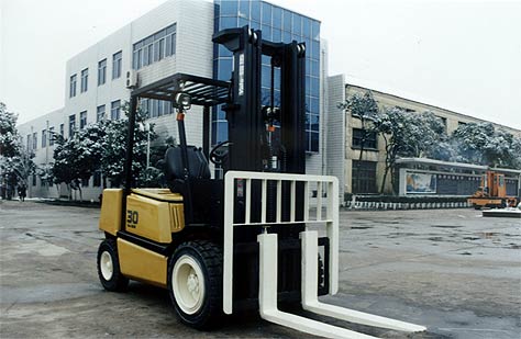 蘇州福馬6噸柴油平衡重叉車(chē) CPCD-60