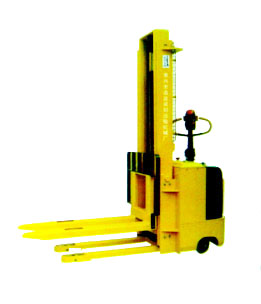 泰興晶鑫1噸電動(dòng)堆高車 電動(dòng)堆高車