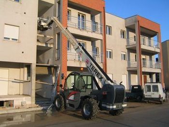美國(guó)德雷克斯叉車（Terex）3.5噸伸縮臂叉車 TEREX Telelift 3512 Telehandler