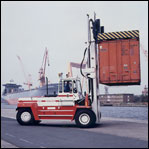 瑞典斯維叉車(SVETRUCK)25噸重箱內燃集裝箱平衡重叉車 25120-42