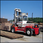 瑞典斯維叉車(SVETRUCK)18噸用于叉建材的叉車 1875-33