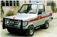 北京鐵路華鼎牌3噸內(nèi)燃汽油牽引車 TN513