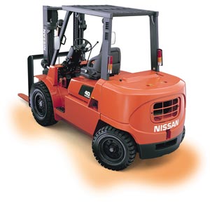 上海日產(chǎn)叉車(NISSAN)4.5噸柴油平衡重叉車 F04D45UD