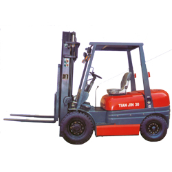 天津中外建(JINCHA)3噸汽油平衡重叉車 CPQD30