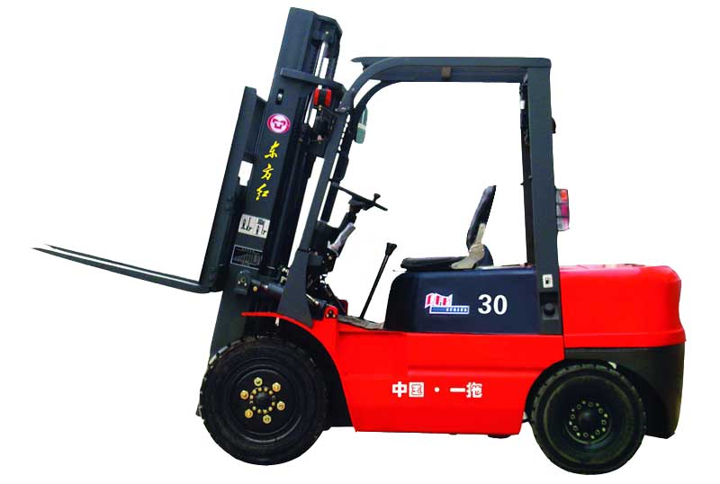 一拖3噸柴油平衡重叉車 cpc30