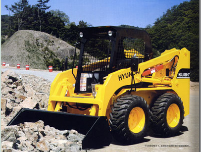 北京現(xiàn)代滑移式裝載機(jī) HSL850-7