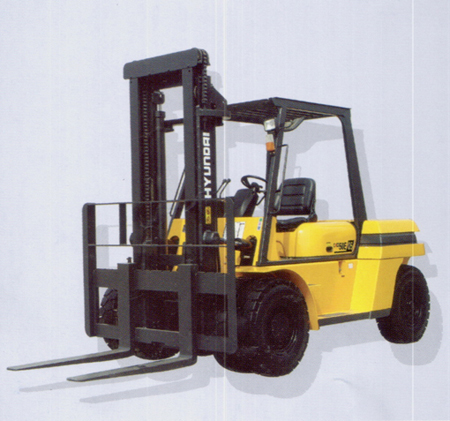 平衡重式現(xiàn)代柴油叉車(5.0,60.)噸四缸發(fā)動機(jī)  CPCD50E(05)/CPCD60E(05)