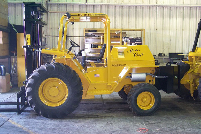 美國(guó)Master Craft10,000磅重型越野叉車(chē) MC-10-2137