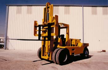 美國Apacheforlift& Equipment重型內(nèi)燃平衡重叉車