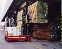 意大利BP4噸內(nèi)燃多面行走叉車 QL-T4