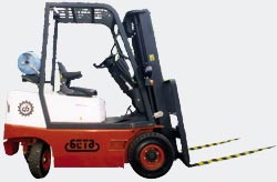 保加利亞Beta2噸液化氣平衡重叉車 G1620