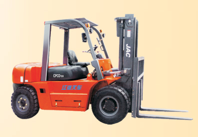 江淮重工10噸內(nèi)燃柴油平衡重叉車 CPCD100