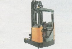 美國(guó)豐田叉車(TOYOTA)7FBRE25站駕式前移式叉車 7FBRE25