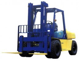 小松叉車（美國）FD70-8平衡重柴油叉車 FD70-8