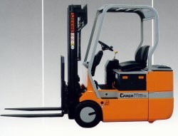意大利卡瑞佛(CARER)H13-3三輪電動(dòng)叉車(chē) H13-3