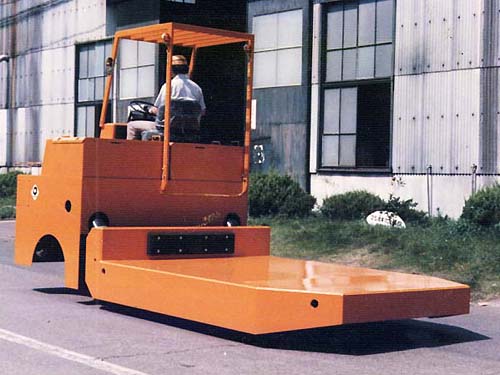 日本神鋼升降平臺車