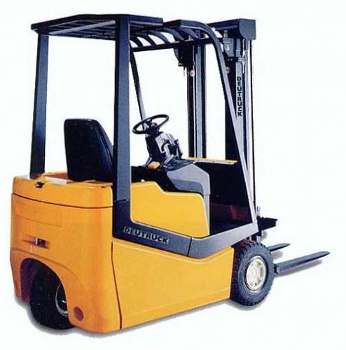 德國(guó)Deutruck三輪電動(dòng)平衡重叉車(chē) EFG 1 - 1,5