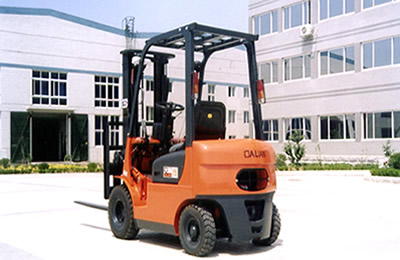廣州天力:大連機(jī)械傳動柴油叉車 CPCD15