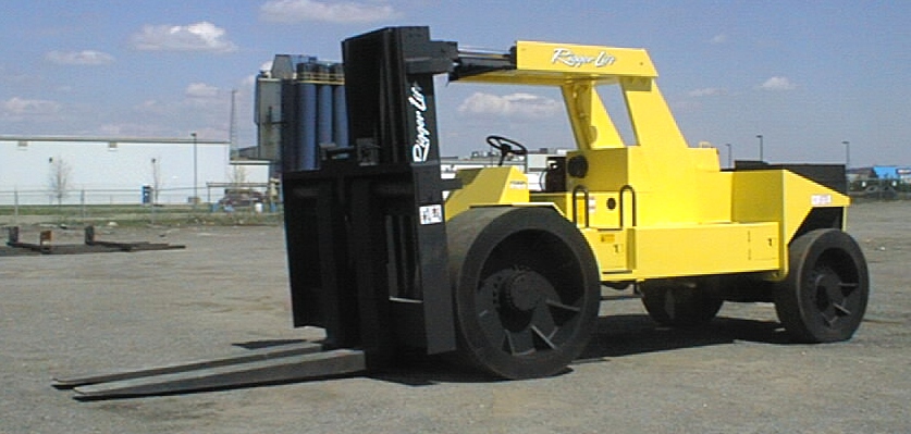美國瑞格爾(rigger)R160內(nèi)燃平衡重叉車 R160