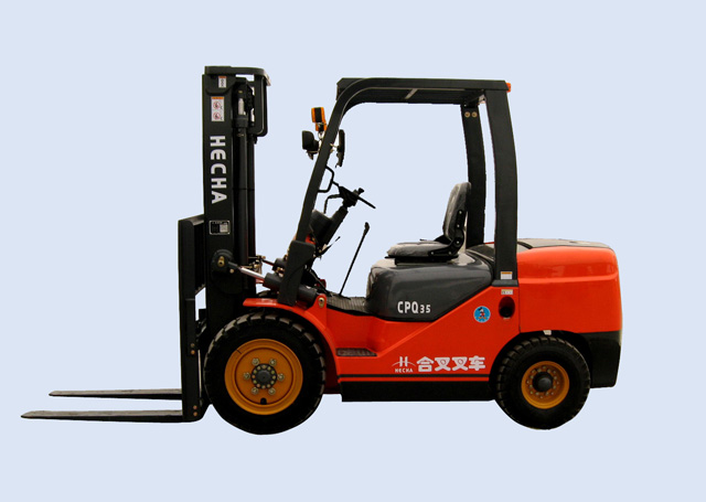 CPQ 35 內(nèi)燃平衡重式叉車(chē)