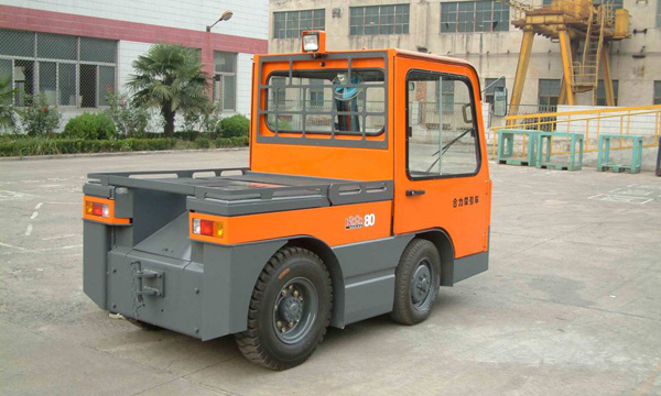 安徽合力四支點(diǎn)電動(dòng)牽引車 QYD80/QYD100/QYD150