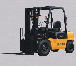 L系列2-4噸叉車 L系列2-4噸叉車