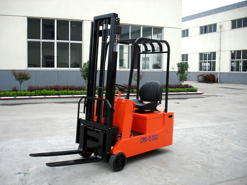 濰坊廣海三輪電動(dòng)叉車