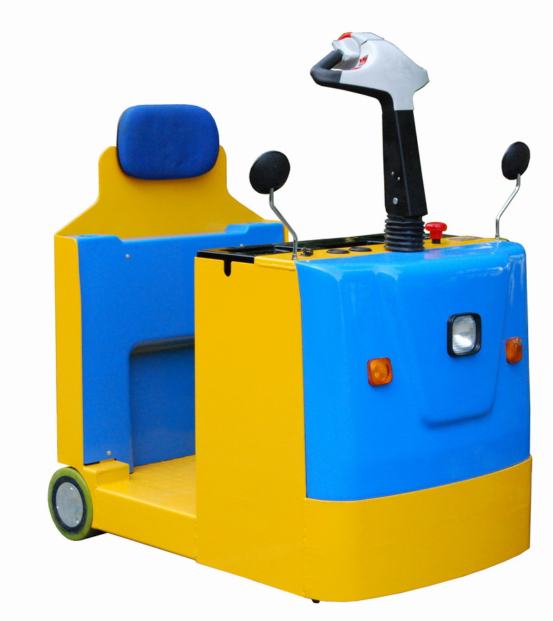 站駕式電動牽引車 ET-150B