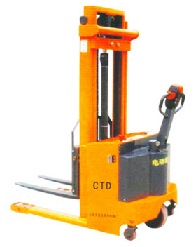 CTD系列電動(dòng)插腿式叉車 CTD