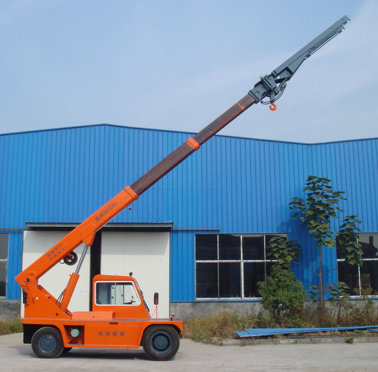 衡陽(yáng)市鼎威SCZ80伸縮臂叉（吊）裝機(jī) SCZ80
