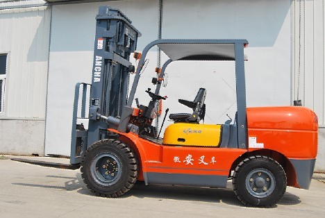 4噸叉車 CPC40
