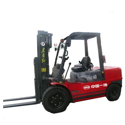 東方紅CPC40內(nèi)燃平衡重式叉車 東方紅CPC40內(nèi)燃平衡重式叉車