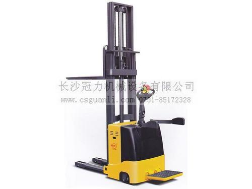 長沙叉車|全電動叉車|電動堆高叉車 CDD1035