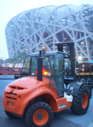 珠海3噸越野叉車 ＹＥ３０