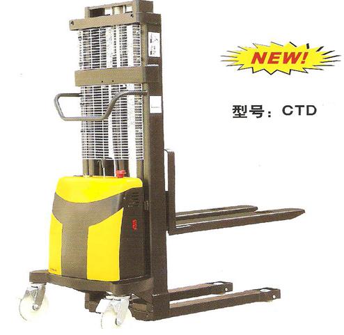 半電動(dòng)堆垛車