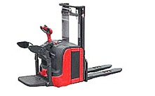 林德 電動托盤堆垛叉車1.4-1.6噸
