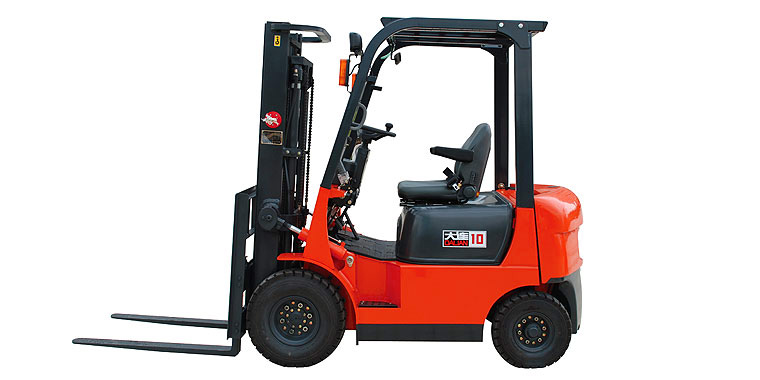 大連B系列1噸平衡重式內(nèi)燃叉車 CPCD10