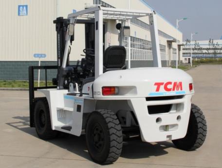TCM大噸位內(nèi)燃叉車