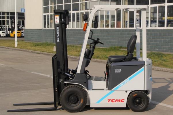 TCM1.5T平衡重式電瓶叉車