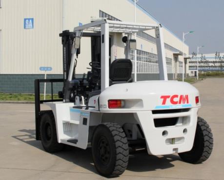 TCM大噸位內燃叉車