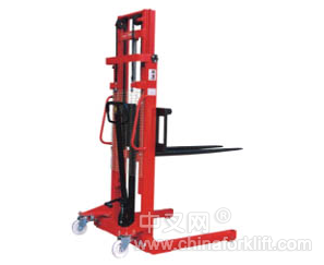 手動(dòng)液壓堆高車 tcm