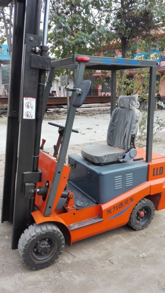 電動(dòng)叉車價(jià)格_電動(dòng)叉車圖片_電動(dòng)叉車批發(fā)_ LLD-15