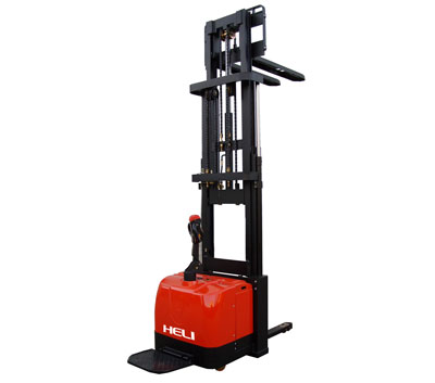 電動(dòng)堆垛車 1.6噸三級(jí)門架窄腿